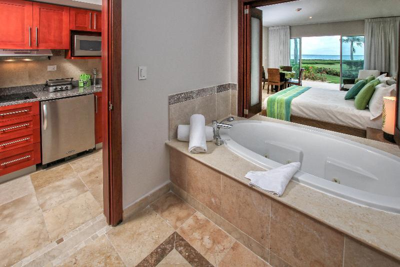 Punta Palmera Cap Cana By Essenza Retreats Apartahotel