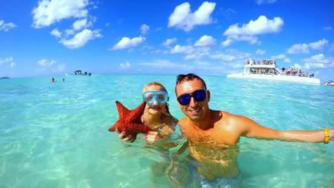 Larimar Beach Bed and breakfast *
