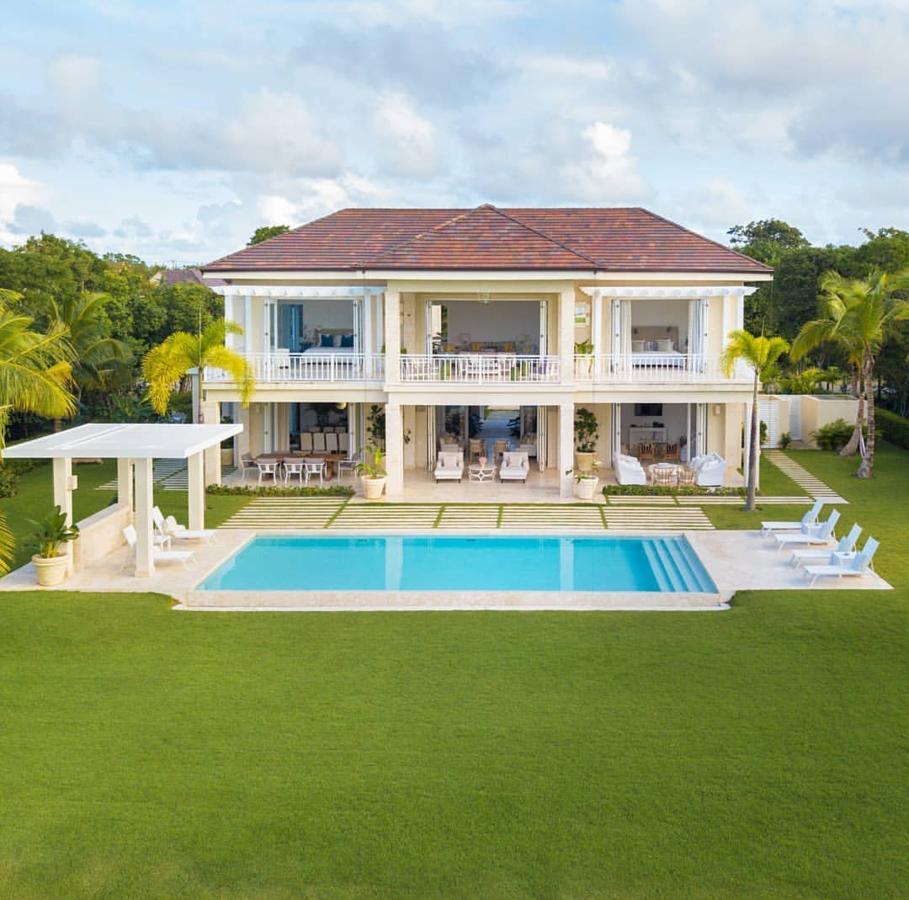 Villa Villa, Hacienda B-23, & Club Punta Cana
