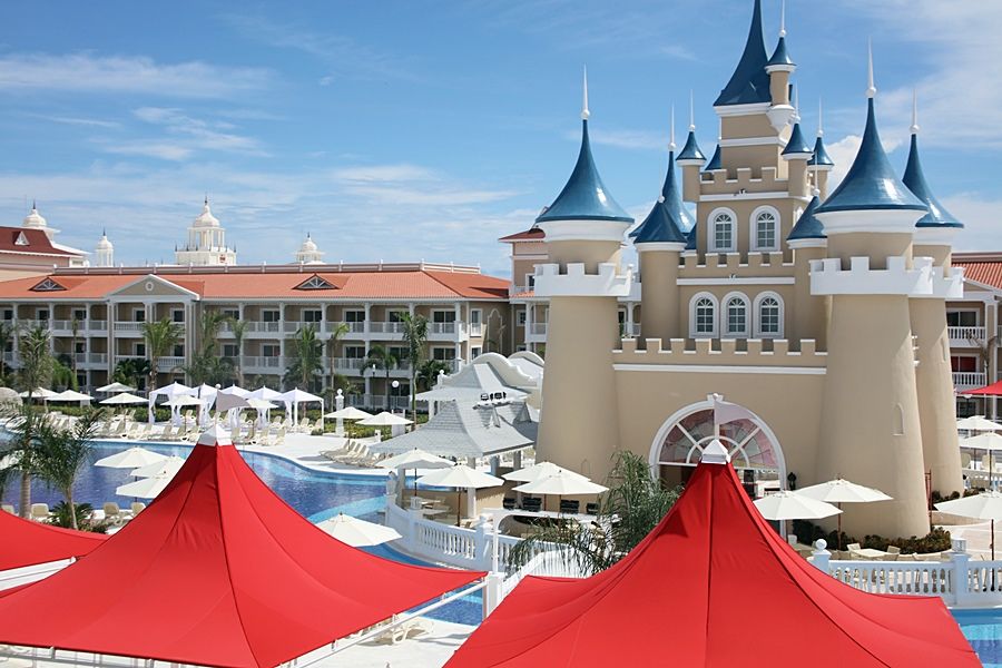 Bahia Principe Fantasia - Resort