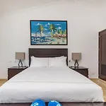 Amazing Private Villa With Chef And Maids