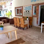 Caribbean Oreuga Apartments