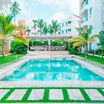 Beach Garden B2 Luxury Condo