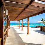 Apartamento 120 Jardin Privado Cana Rock