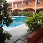 Apartahotel Next Nivel - Two Bedroom Apartment