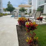 Paseo Del Mar