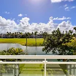 Golf & Lakeview Condo Near Beach