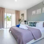 Beachfront Punta Cana Condo For Rent - Ocean View, Private Terrace, And Bbq