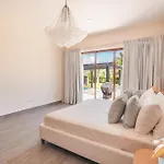 Tropical Villa With Picuzzi At Green Village Bca