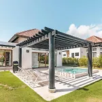 Tropical Villa With Picuzzi At Green Village Bca