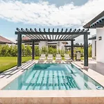 Tropical Villa With Picuzzi At Green Village Bca