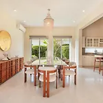 Wonderful 4Br Villa With Maid At Punta Cana Resorts