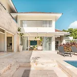 Wonderful 4Br Villa With Maid At Punta Cana Resorts