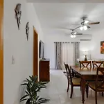 Primer Piso Con Piscina Y Cerca De La Playa
