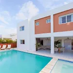 A Tropical Oasis In Vista Cana