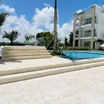 Cozy And Modern Apartment With Pool And Golf View