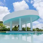 G307B: Stay In Luxury Overlooking The Golf At Cana