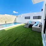 Cerca De Downtown Short And Long Stay