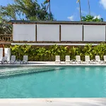 Beauty Playa Coral Pool Front Ground F12