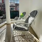 Cozy Condo 290M Distance From The Beach