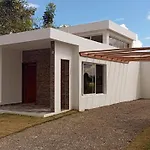 Villa Familiar Isiele