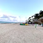 Close To The Beach Los Corales Rd