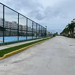 P, C, Tropical Dream,1 Hab,1 Bano, Balcon, Piscina, Wifi Alta Velocidad Gratis