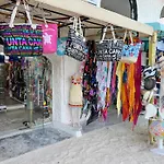 Sol Caribe Suites And Studios With Tropical Pool - Los Corales Beach