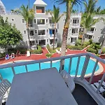 Suite With Beach Access