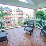 Shirley\'S Beach Place