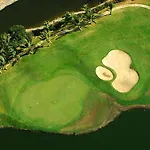 Cocotal Lake Village B102 - Golf Gated Community, Free Wi-Fi