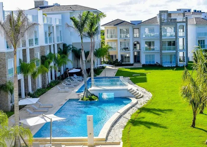 Cana Pearl & Coral Bay Condos By The Oxo House