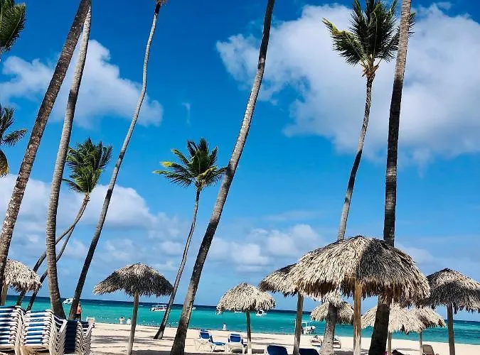 Los Corales Villas - Beach Club, Spa&Restaurants