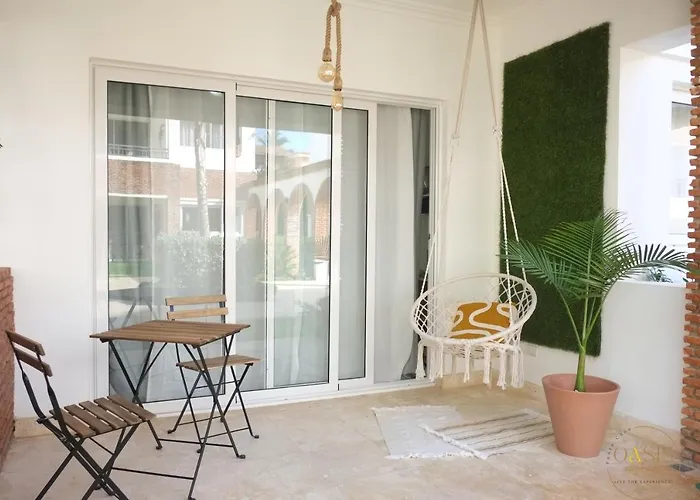 Coral Village Oasis Tropical Deluxe Condo-Walk To The Beach And Popular Attractions!!