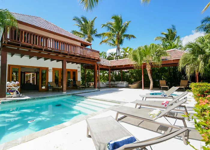 Private Pool Villa in Puntacana Resort&Club