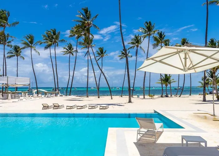 Beauty Playa Coral Pool Front Ground F12