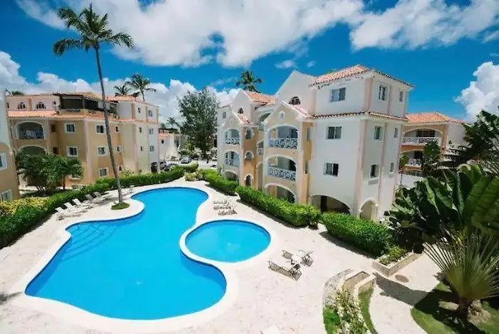 Bavaro Beach Condo Wifi Tv Pool A205