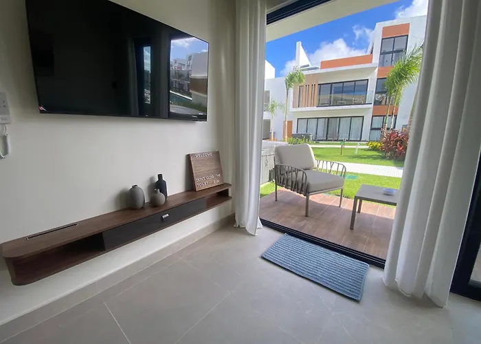 Golf Course Lake Confy Apt 1- Bedroom