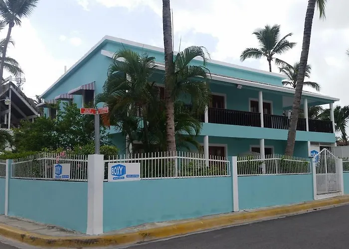 Boxy Villa Apart-Hotel