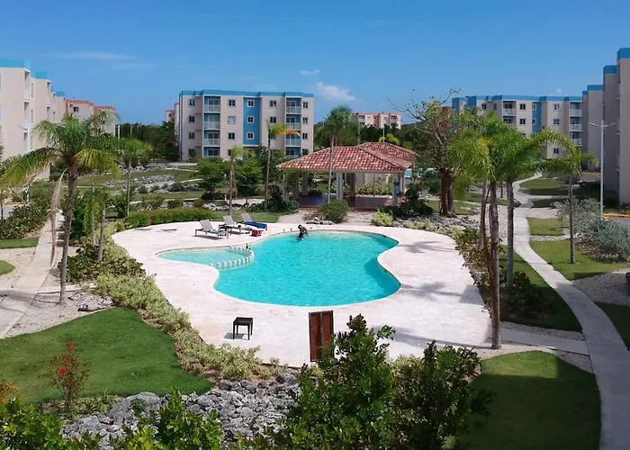 Luxe Tropical Oasis At Serena Village