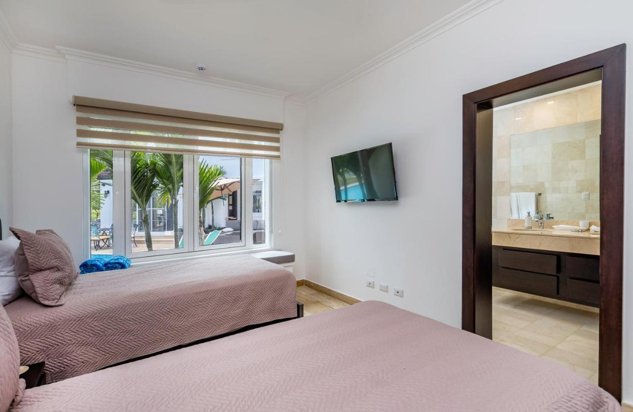 Amazing Private With Chef And Maids Villa