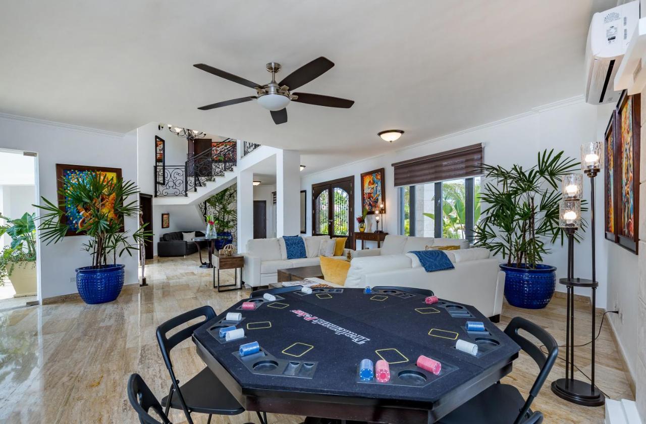 Amazing Private With Chef And Maids Villa