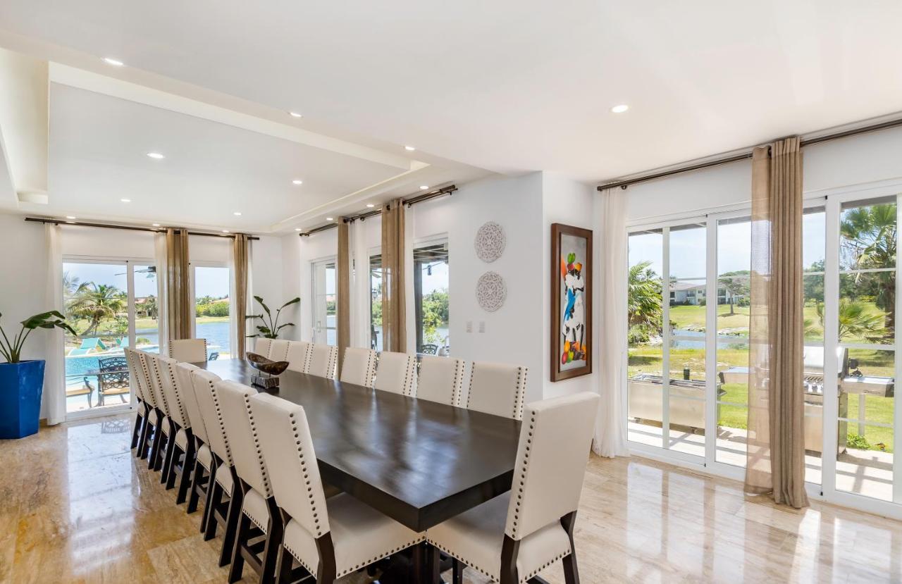 Amazing Private With Chef And Maids Villa