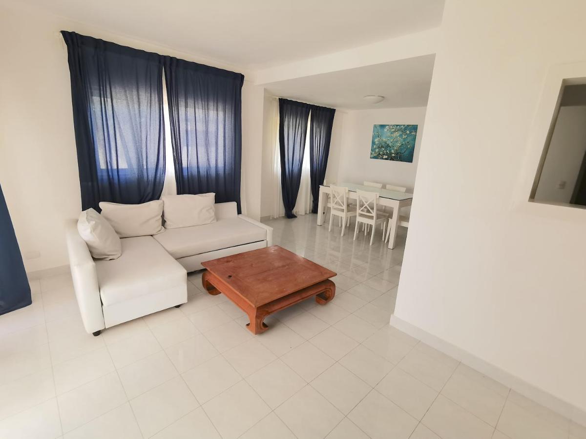 Villa Caribbean 7 Guests Bbq Tv Towels Kitchen Wifi Bavaro Beach