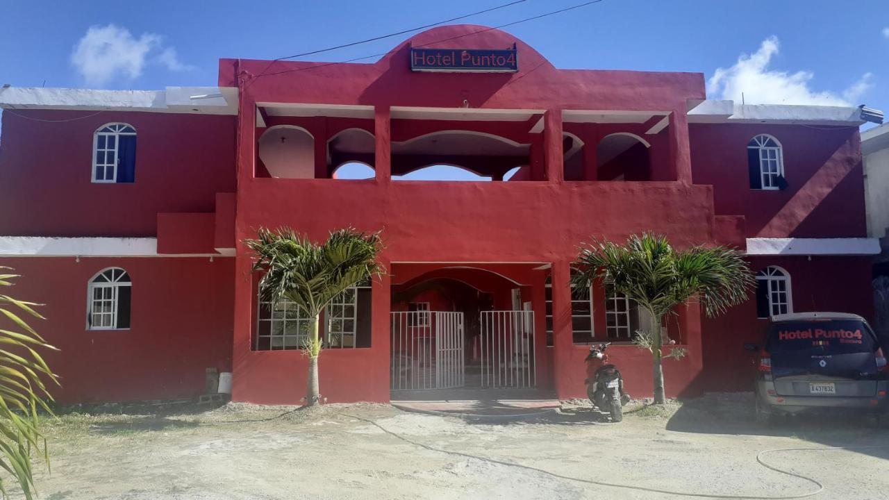 Hostal Punto4 *
