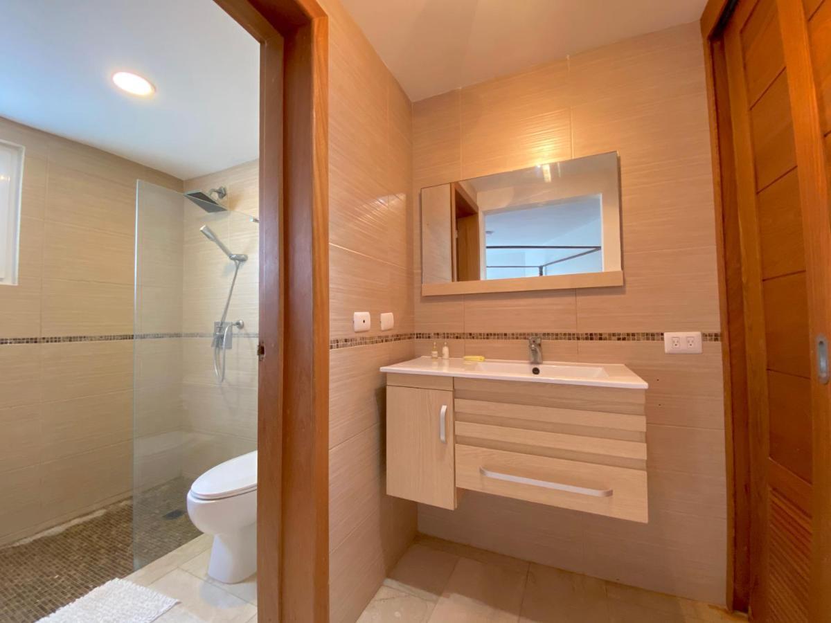Deluxe Beach Front Playa Los Corales Apartamento