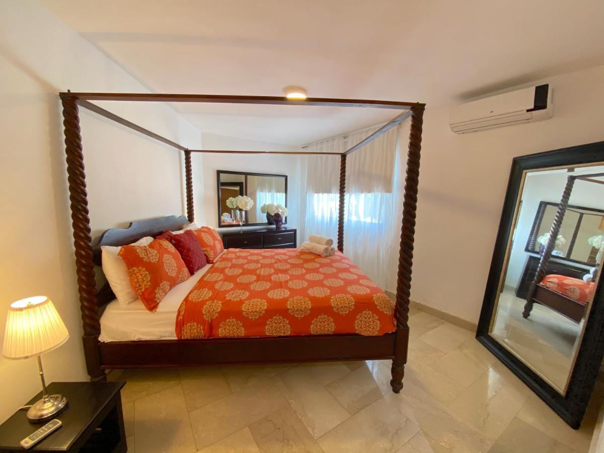 Apartamento Deluxe Beach Front Playa Los Corales *