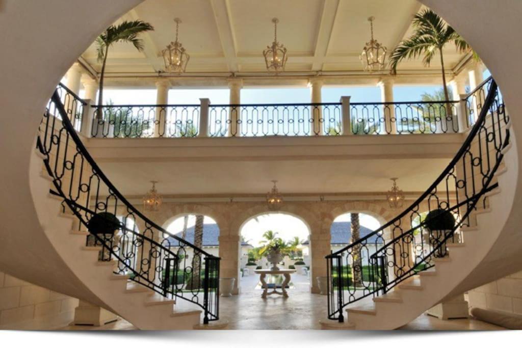 Villa Luxury 9-bedroom Ocean And Golf Front Mansion With Full Service Staff In Exclusive
