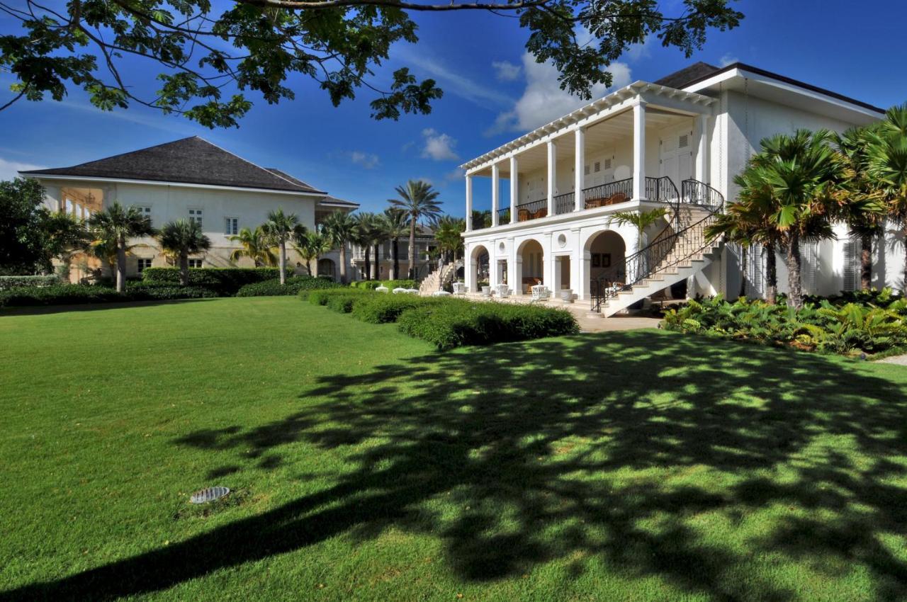 Villa Luxury 9-bedroom Ocean And Golf Front Mansion With Full Service Staff In Exclusive *