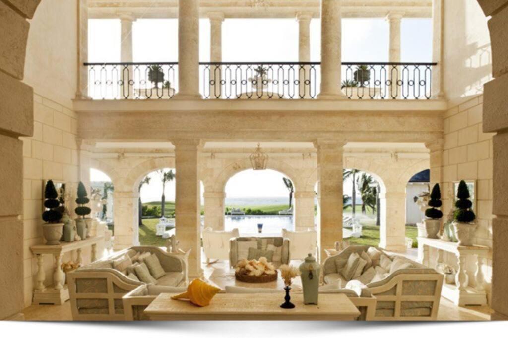 Luxury 9-bedroom Ocean And Golf Front Mansion With Full Service Staff In Exclusive *